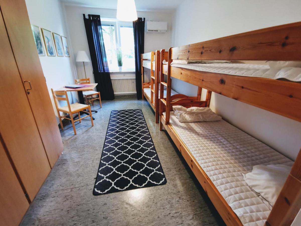 Falkoepings Vandrarhem/Hostel Екстериор снимка